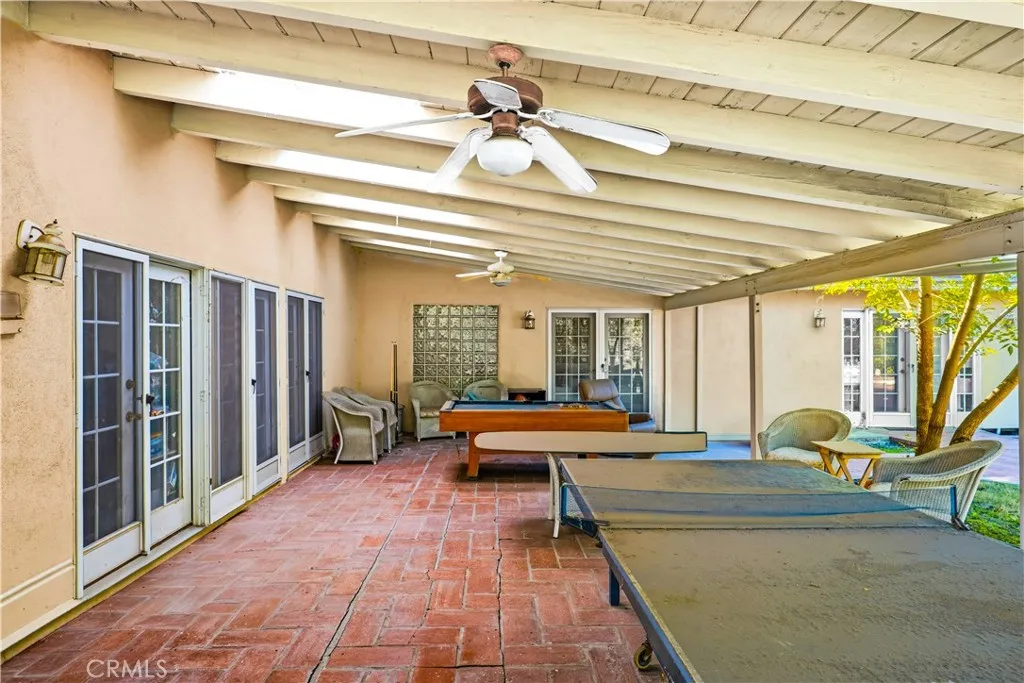 5433 Shirley Avenue, Tarzana, California 91356 home-pic-9